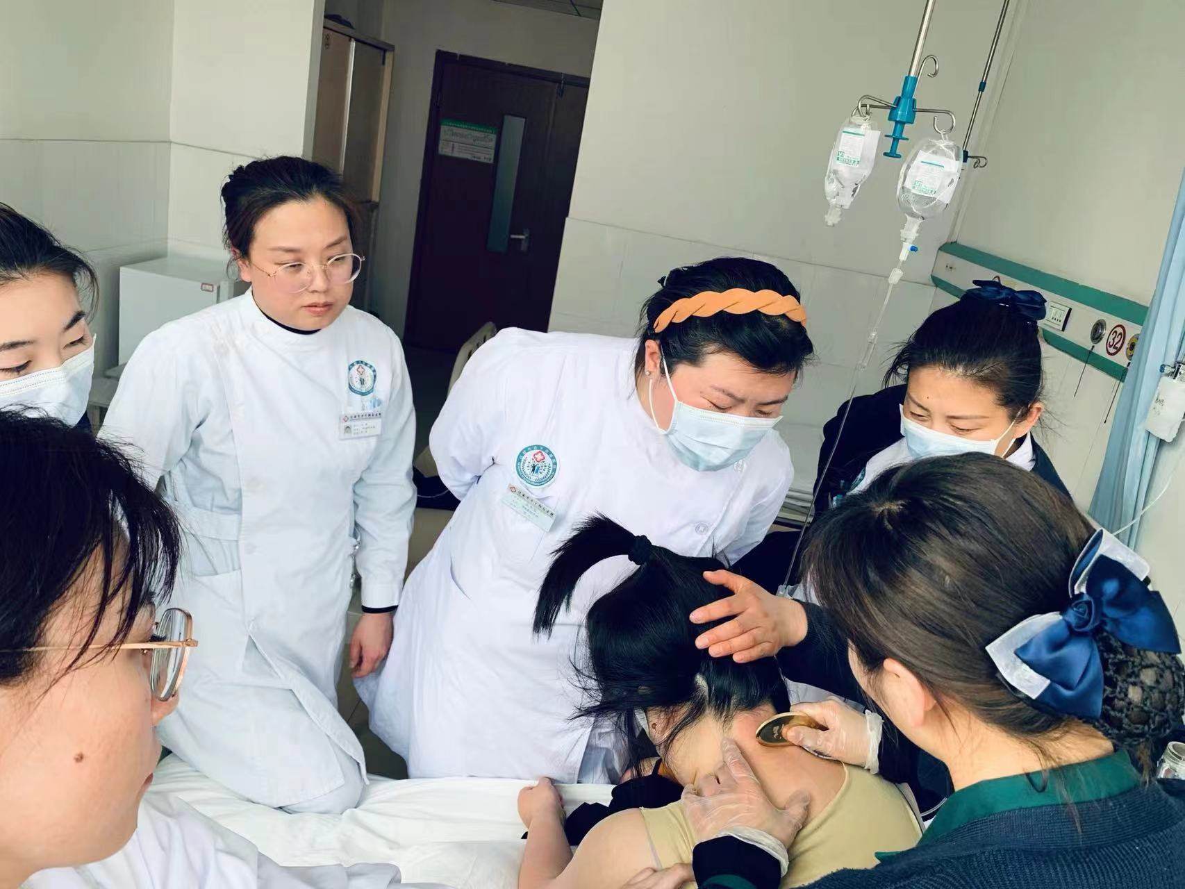 【时讯动态】抓学习 促提升---我院开展刮痧疗法培训